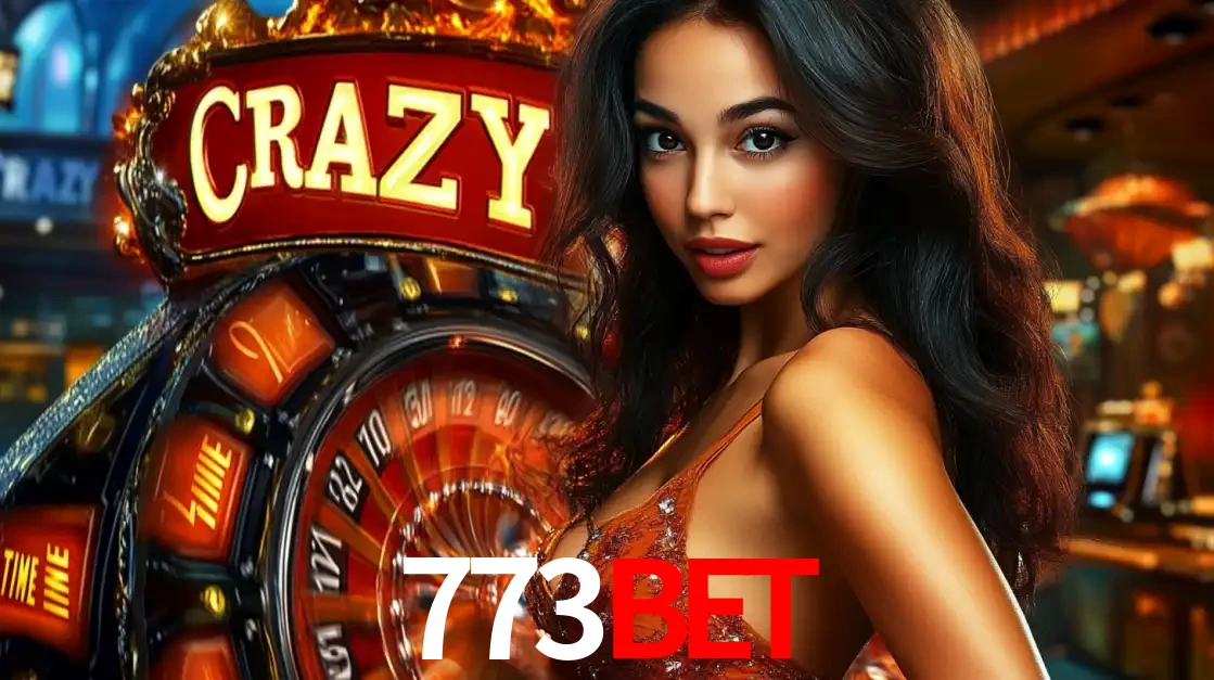 Mulher glamourosa olhando para a câmera com a roda vermelha do Crazy Time ao fundo em um ambiente de cassino, destacando a emoção dos jogos ao vivo no 773bet.